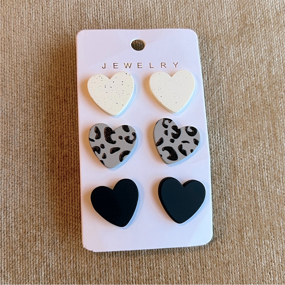 *LAST SET* 🩷Heart Earrings, Set of 3🩷